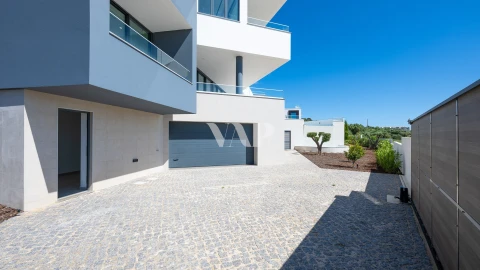 Moradia T4 para Venda em Lagos (São Sebastião e Santa Maria)