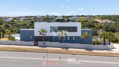 Moradia T4 para Venda em Lagos (São Sebastião e Santa Maria)