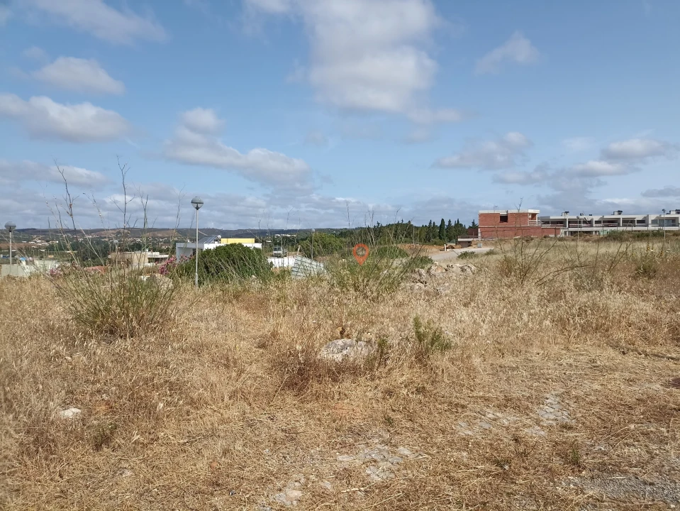 Moradia T4 para Venda em Mexilhoeira Grande Foto 27