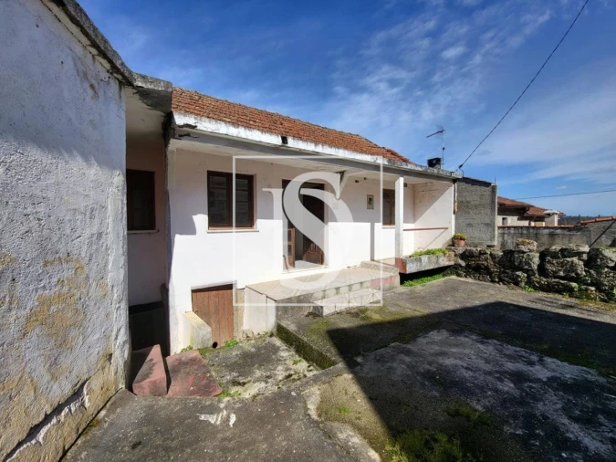 Moradia T2 para Venda em Pinheiro de Azere Foto 3