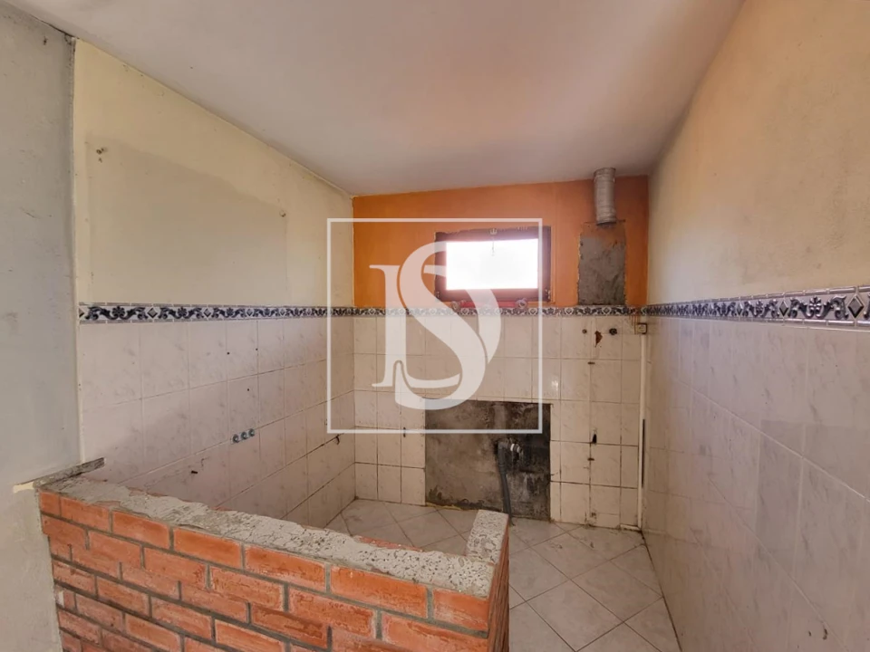 Moradia T2 para Venda em Pinheiro de Azere Foto 11