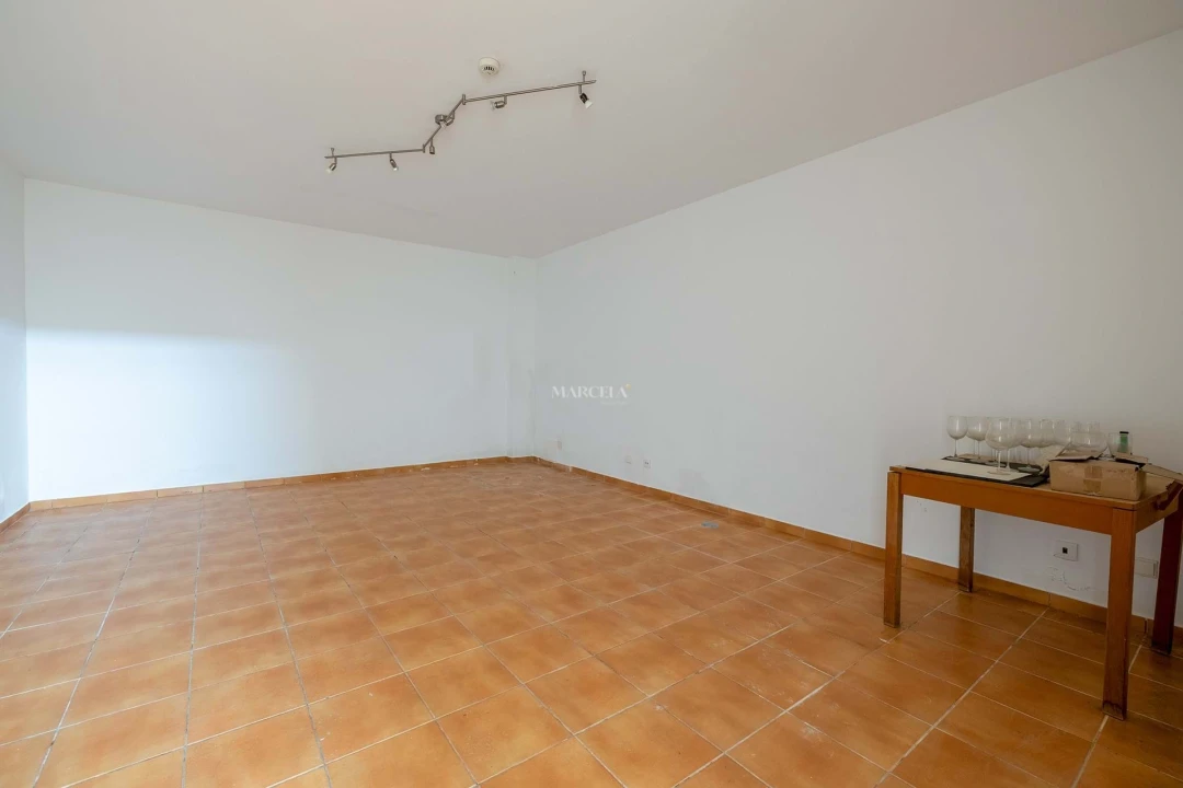 Negócio para Venda em Luz Foto 15