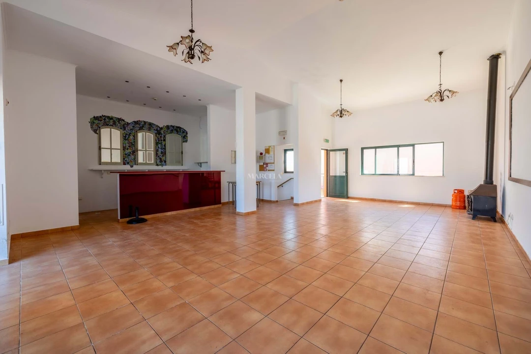 Negócio para Venda em Luz Foto 3