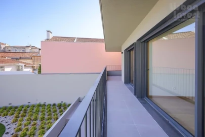 Apartamento T2 para Venda em Glória e Vera Cruz