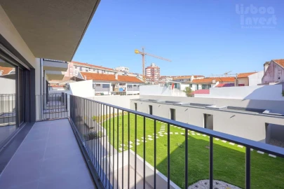 Apartamento T2 para Venda em Glória e Vera Cruz
