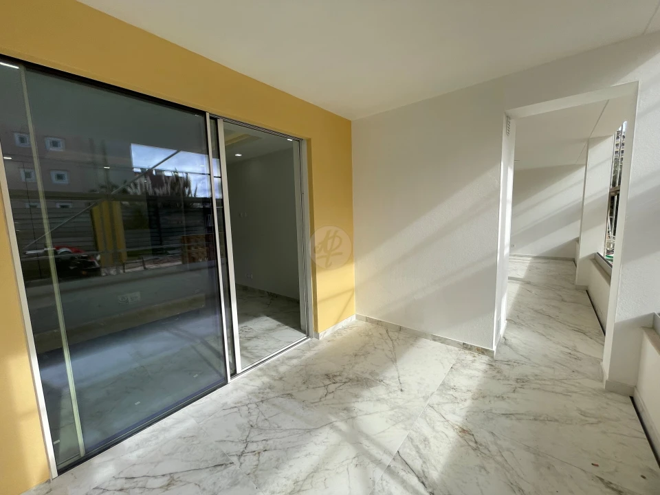 Apartamento T4 para Venda em Lagos (São Sebastião e Santa Maria) Foto 9