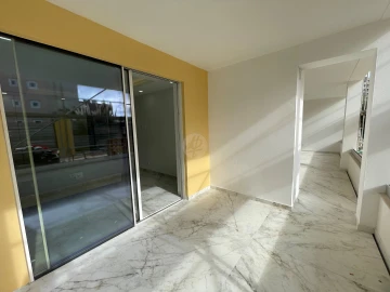 Apartamento T4 para Venda em Lagos (São Sebastião e Santa Maria)