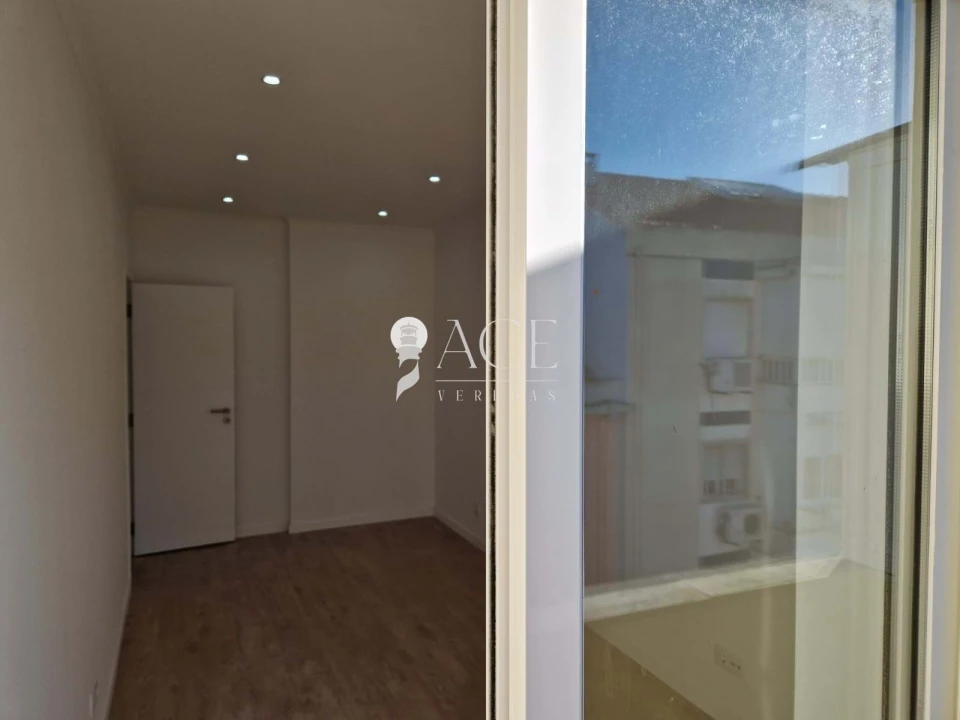 Apartamento T2 para Venda em Falagueira-Venda Nova Foto 11