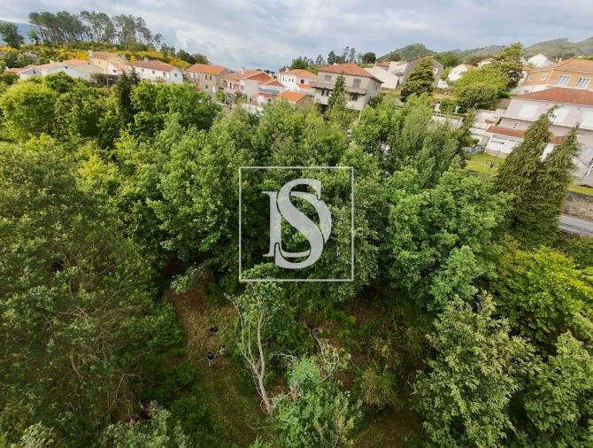 Terreno para Venda em Vila Nova de Cerveira e Lovelhe Foto 13
