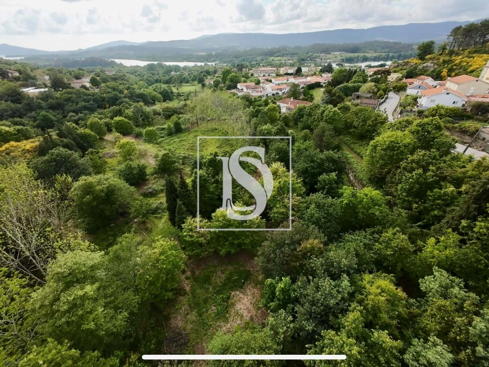 Terreno para Venda em Vila Nova de Cerveira e Lovelhe Foto 6