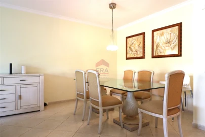 Moradia T3 para Venda em Quarteira