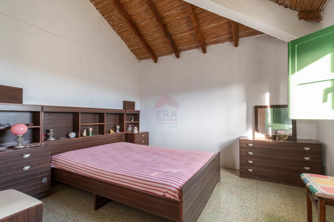 Moradia T6 para Venda em Alte Foto 18