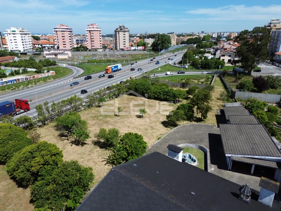 Moradia T4 para Venda em Canidelo Foto 27