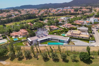 Moradia T5 para Venda em Santa Maria e São Miguel, São Martinho, São Pedro Penaferrim