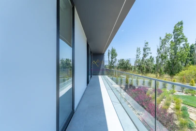 Moradia T5 para Venda em Santa Maria e São Miguel, São Martinho, São Pedro Penaferrim