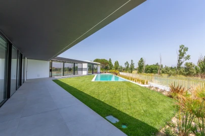 Moradia T5 para Venda em Santa Maria e São Miguel, São Martinho, São Pedro Penaferrim