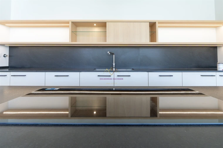 Moradia T5 para Venda em Santa Maria e São Miguel, São Martinho, São Pedro Penaferrim Foto 79