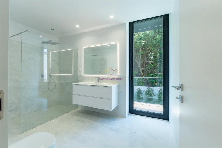 Moradia T5 para Venda em Santa Maria e São Miguel, São Martinho, São Pedro Penaferrim Foto 50