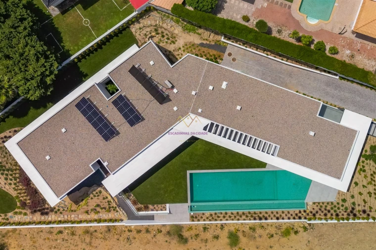 Moradia T5 para Venda em Santa Maria e São Miguel, São Martinho, São Pedro Penaferrim Foto 15