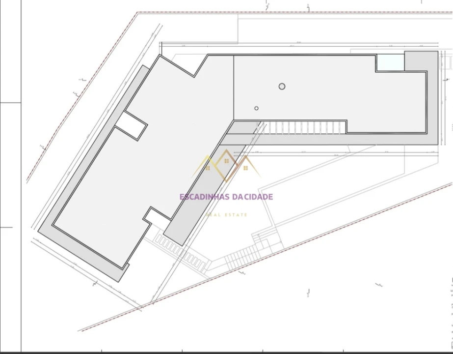 Moradia T5 para Venda em Santa Maria e São Miguel, São Martinho, São Pedro Penaferrim Planta 4