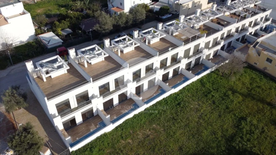 Moradia T3 para Venda em Moncarapacho e Fuseta