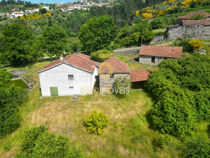 Quinta T3 para Venda em Banho e Carvalhosa Foto 1