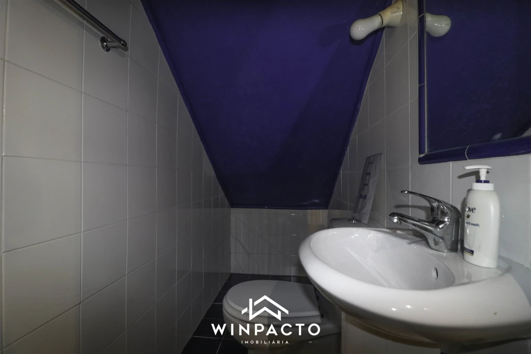 Moradia T3 para Venda em Carragozela e Várzea de Meruge Foto 31