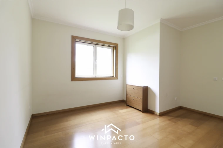 Moradia T3 para Venda em Carragozela e Várzea de Meruge Foto 18