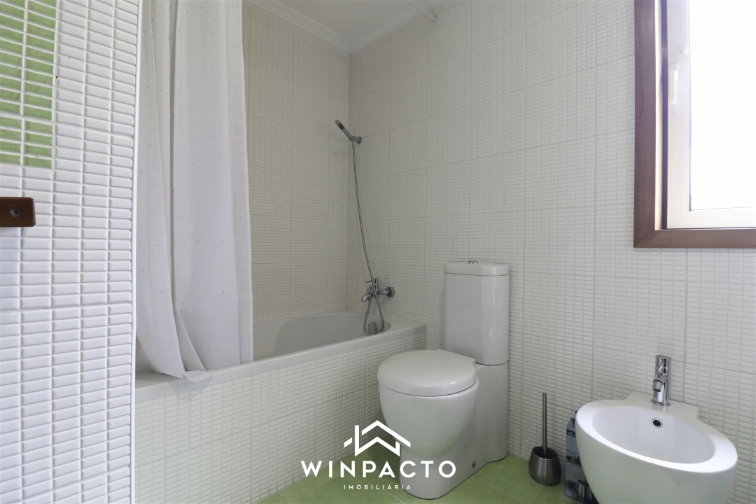 Moradia T3 para Venda em Carragozela e Várzea de Meruge Foto 21