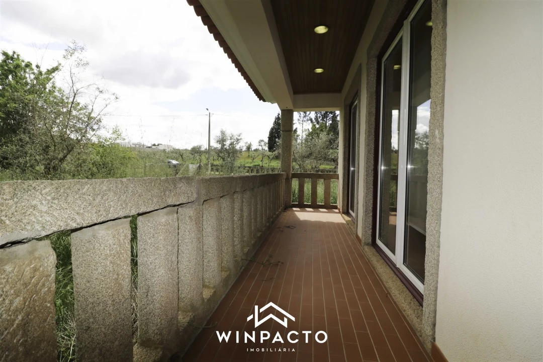 Moradia T3 para Venda em Carragozela e Várzea de Meruge Foto 33