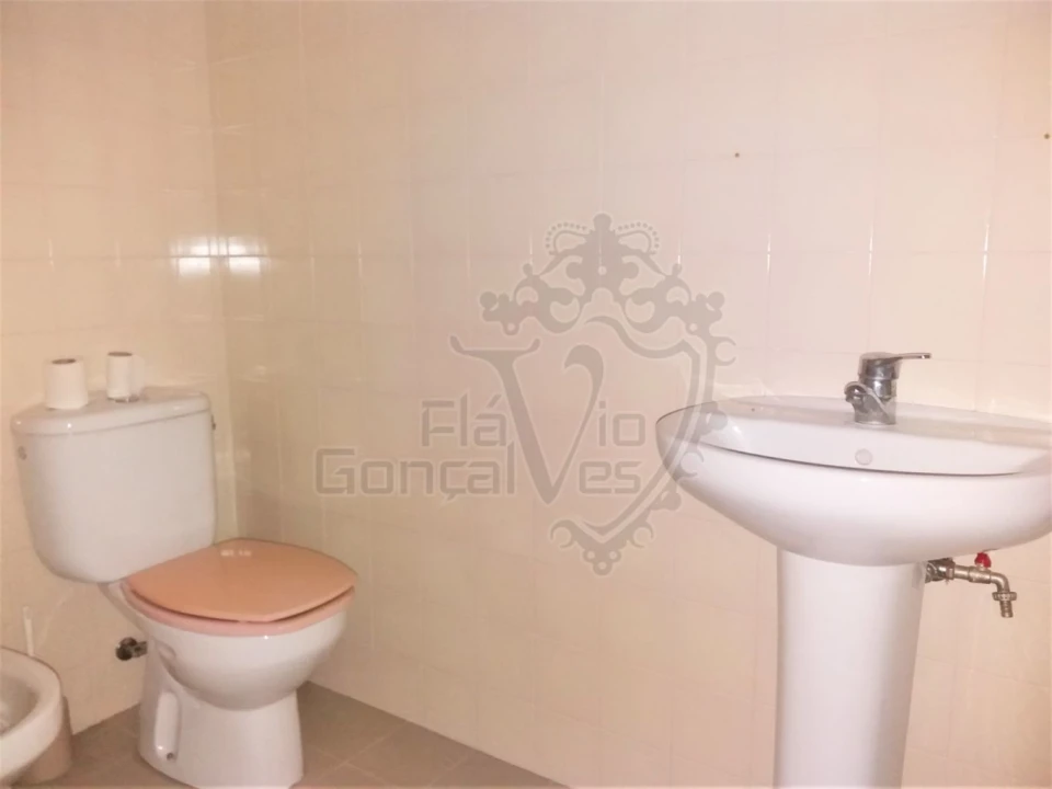 Escritório para Venda em Estremoz (Santa Maria e Santo André) Foto 4