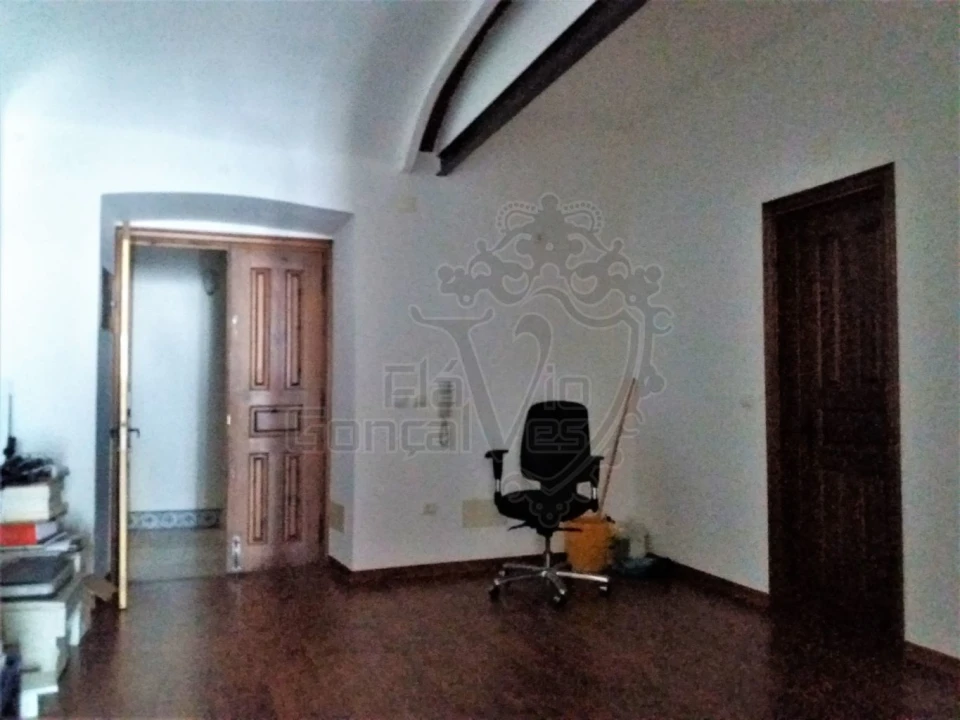 Escritório para Venda em Estremoz (Santa Maria e Santo André) Foto 3