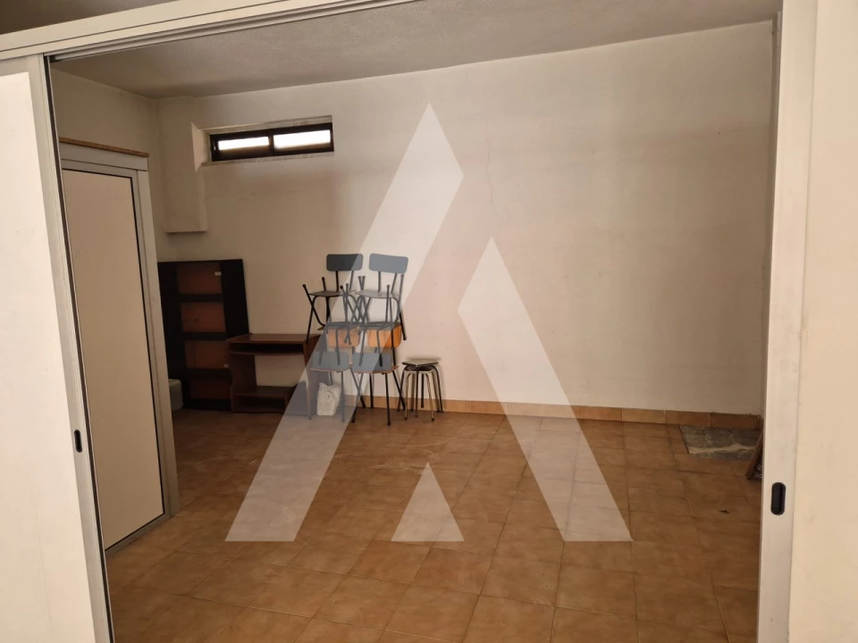 Garagem para Arrendamento em Odivelas Foto 9