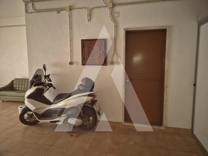 Garagem para Venda em Odivelas Foto 8