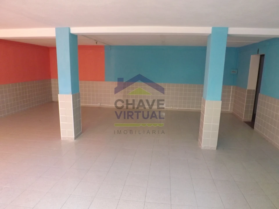 Loja para Venda em Bombarral e Vale Covo Foto 2