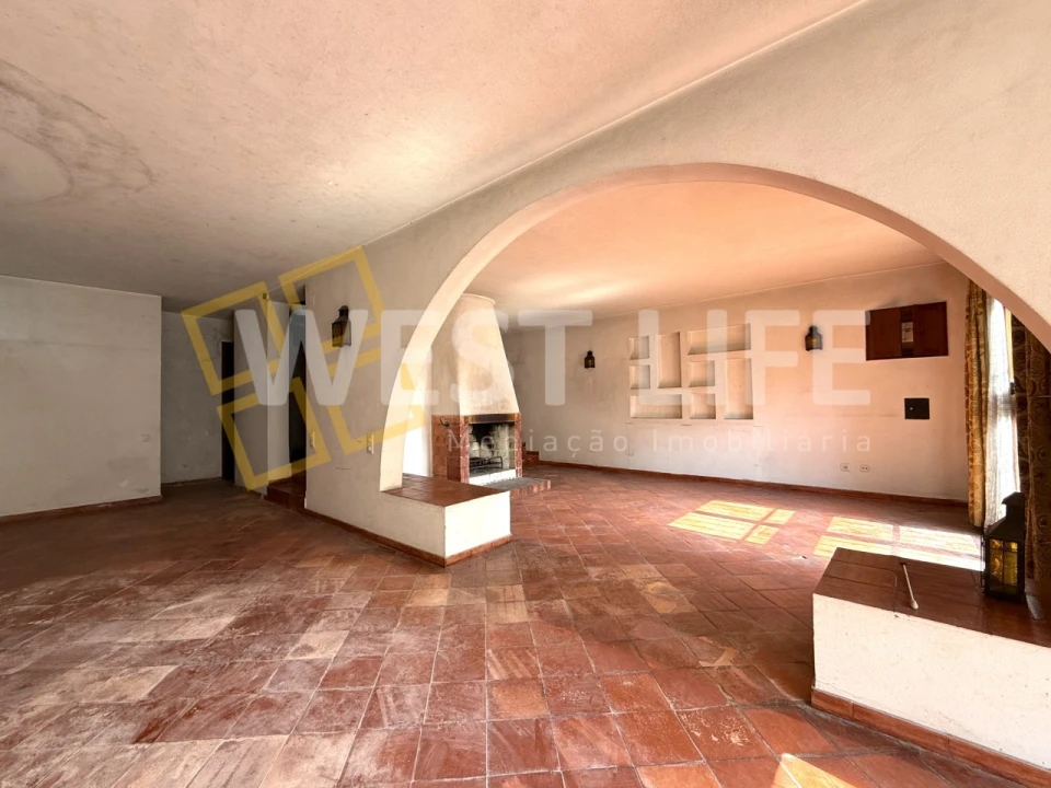 Moradia T7 para Venda em Carnaxide e Queijas Foto 4