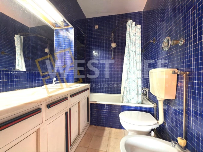 Moradia T7 para Venda em Carnaxide e Queijas Foto 16