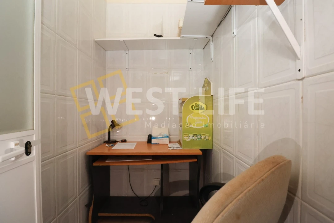 Loja para Venda em Rio de Mouro Foto 4