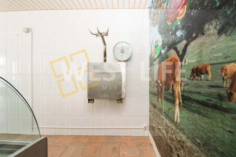 Loja para Venda em Rio de Mouro Foto 3