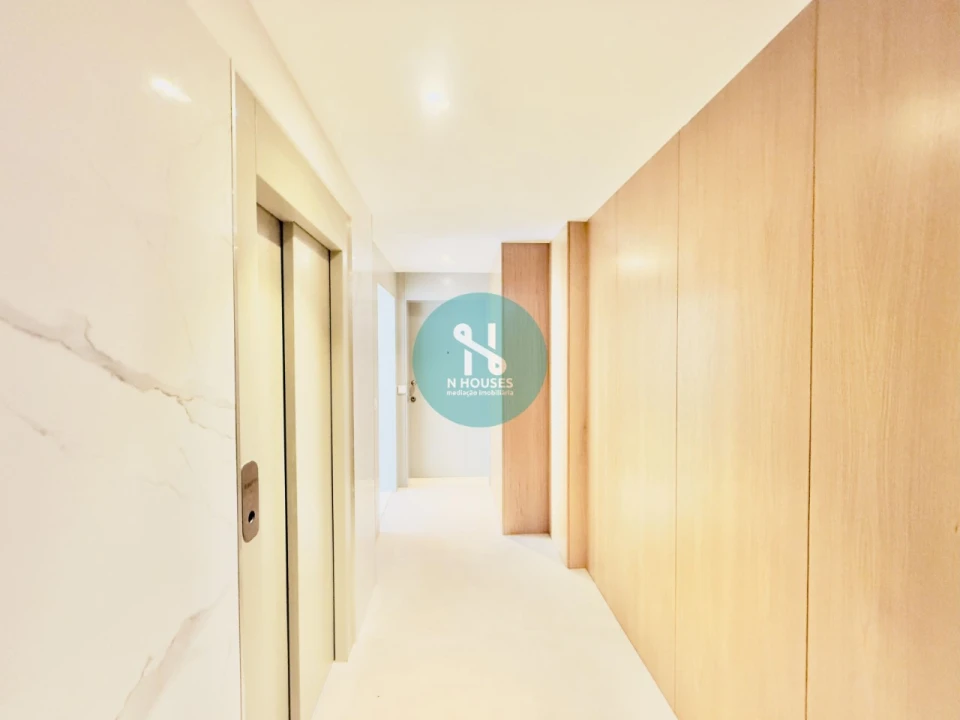 Apartamento T3 para Venda em Gualtar Foto 3