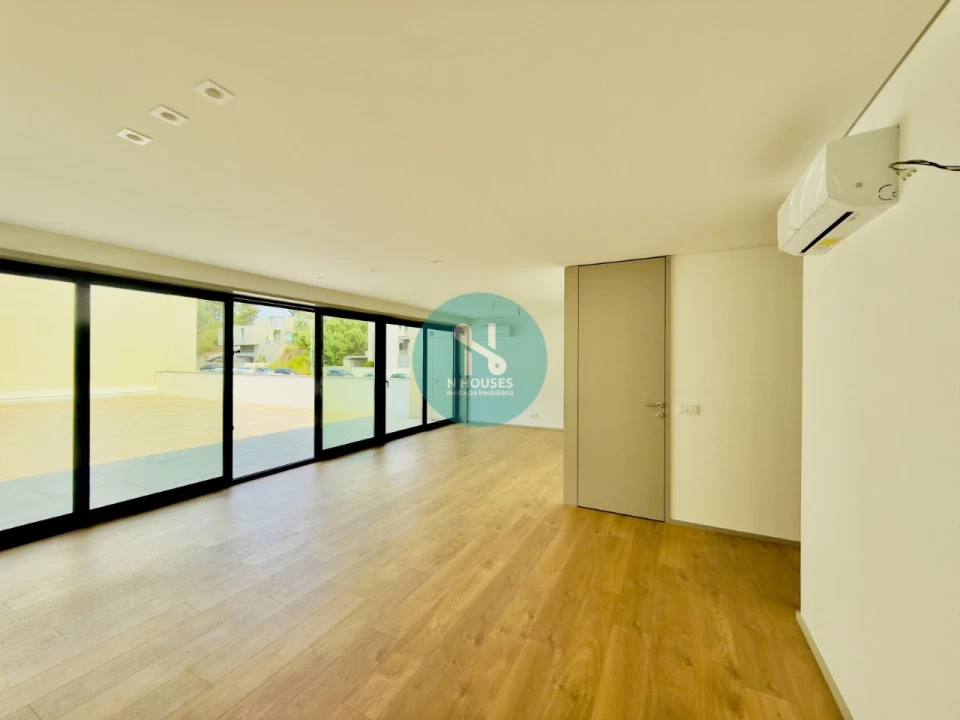 Apartamento T3 para Venda em Gualtar Foto 4