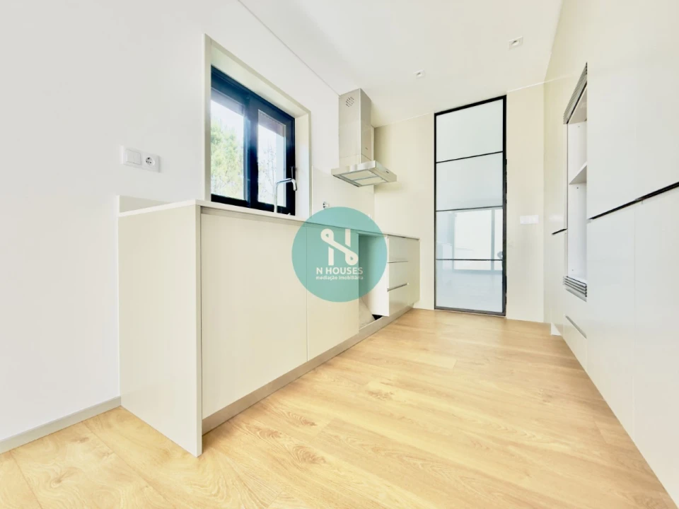 Apartamento T3 para Venda em Gualtar Foto 5