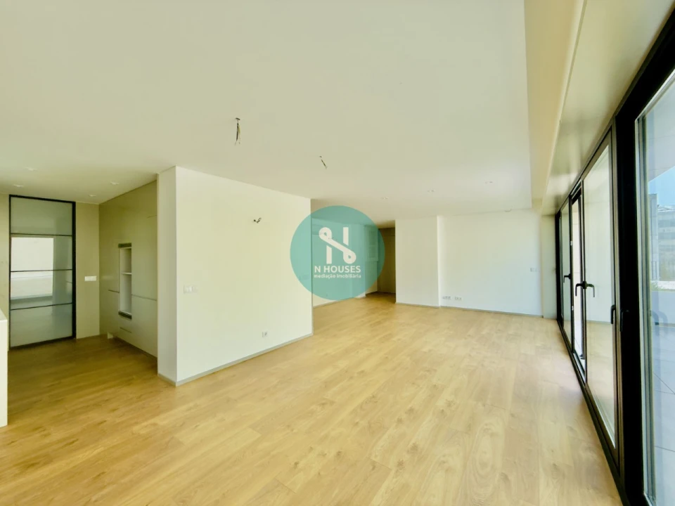 Apartamento T3 para Venda em Gualtar Foto 6