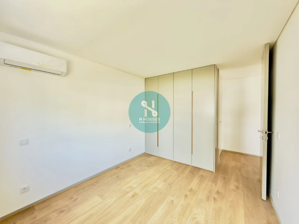 Apartamento T3 para Venda em Gualtar Foto 18