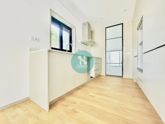 Apartamento T3 para Venda em Gualtar Foto 5