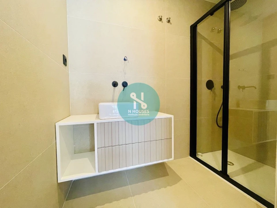 Apartamento T4 para Venda em São Vicente (Braga) Foto 12