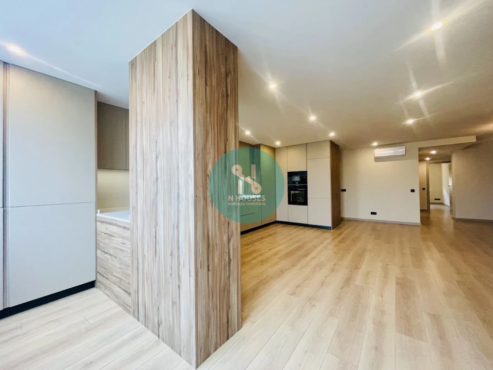 Apartamento T4 para Venda em São Vicente (Braga) Foto 1