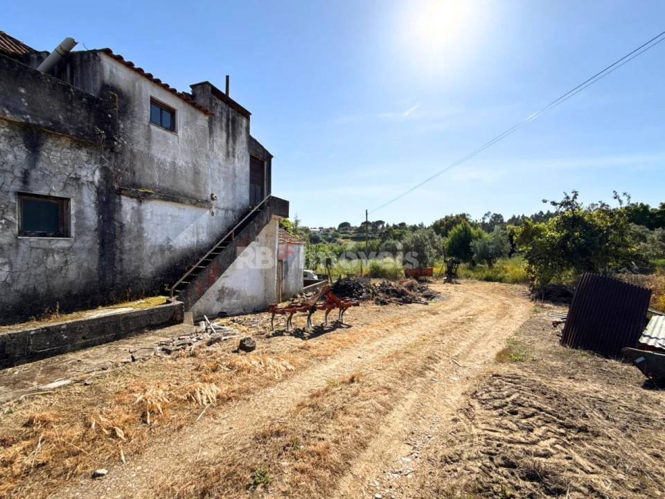 Moradia T5 para Venda em Asseiceira Foto 47