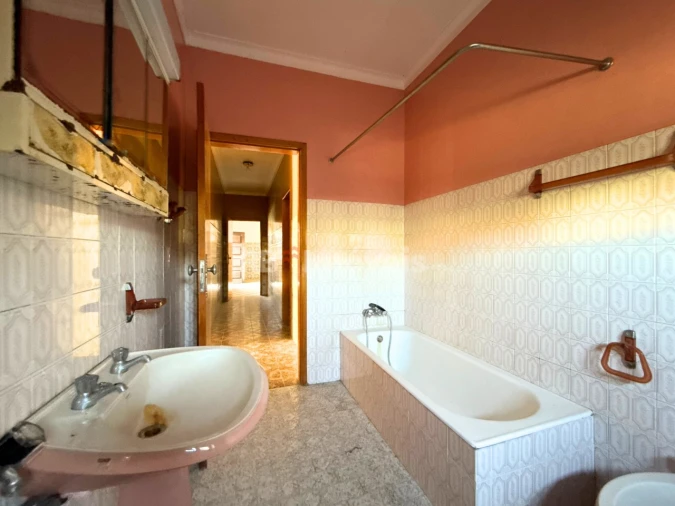 Moradia T5 para Venda em Asseiceira Foto 13