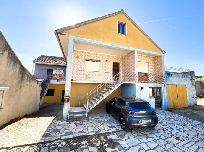 Moradia T5 para Venda em Asseiceira